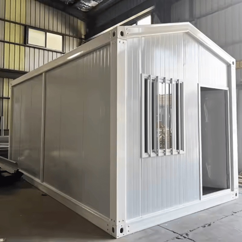 Moduláris előregyártott konténerház nyeregtetőhöz Moduláris előregyártott konténerház nyeregtetőhöz